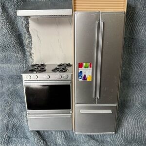 Rainbow High Dollhouse Kitchen Furniture Set Stainless Look Refrigerator & Oven